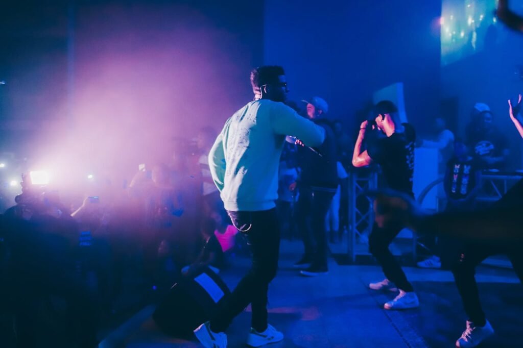 Find Dance Gigs
